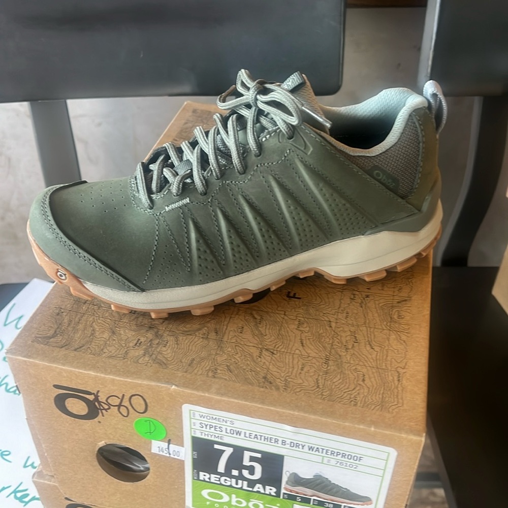 Oboz women’s SYPES II LOW LEATHER BDRY WATERPROOF
